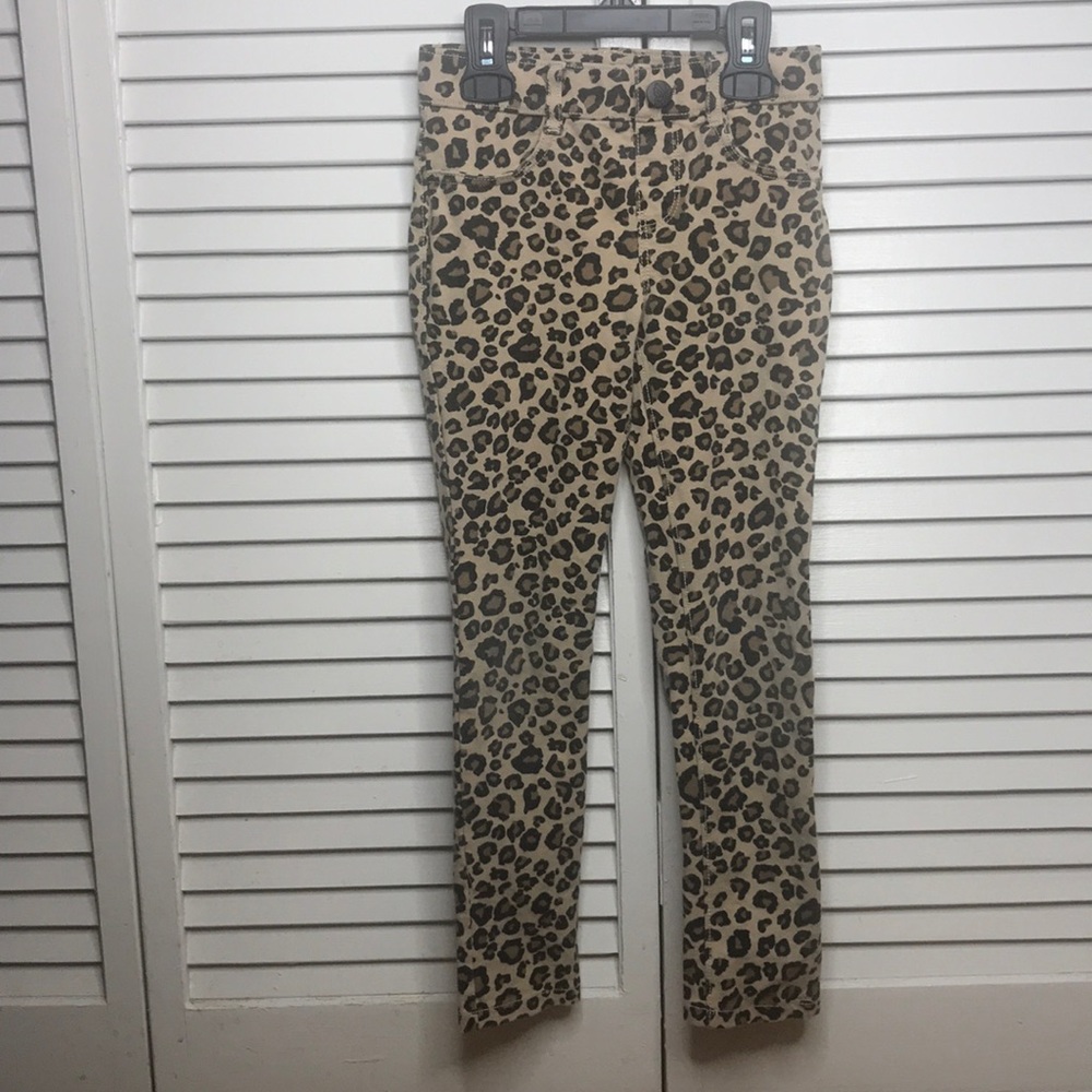 Cheetah print leggings